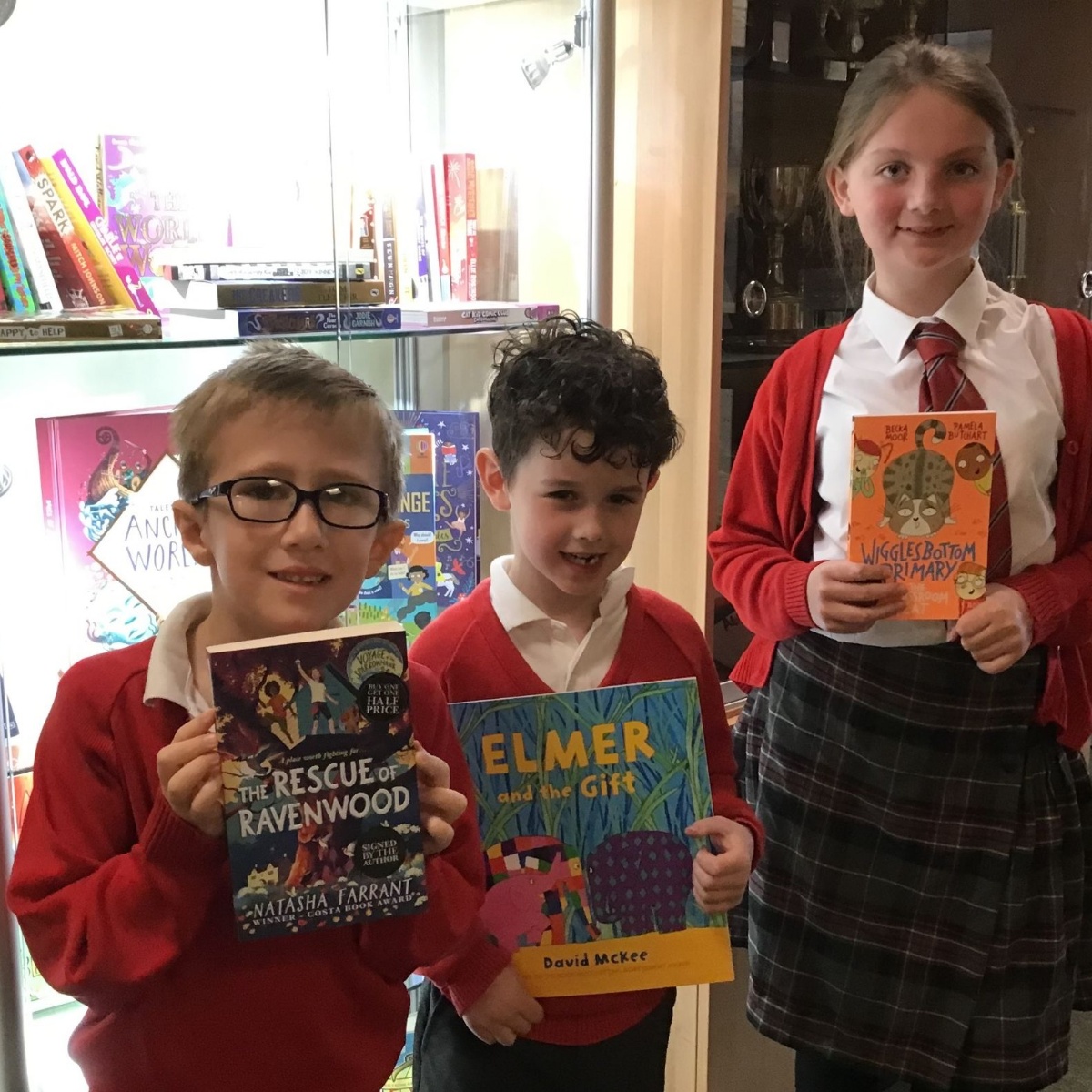 Hillmead Primary School Readers of the Week